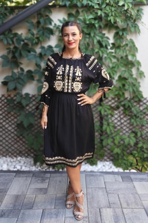 Femei - Rochie Traditionala Olguta 10
