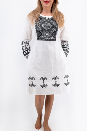 Rochie Traditionala Roza 2 [1]