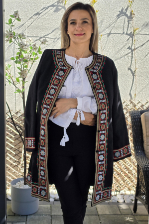 Sacouri - Pardesiu brodat traditional Ioana