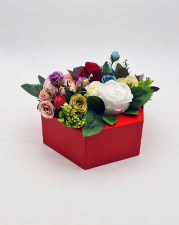 Set cadou – Trandafiri de sapun – cutie hexagon – rosu! [1]