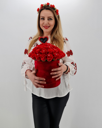 Set cadou - Trandafiri sapun - Cutie Catifea Rosie [5]