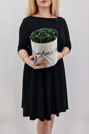 Set cadou – Trandafiri sapun – cutie rotunda cu trandafiri verzi [0]