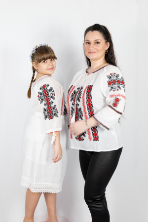 Set Traditional / IE Mama / IE fiica Catalina [1]