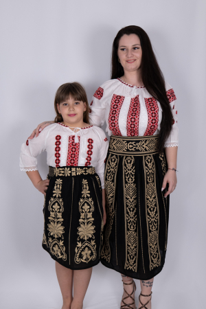 Set Traditional / IE Mama / IE fiica Lili [0]