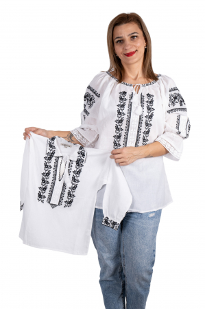 Baieti - Ie traditionala baieti Antonio