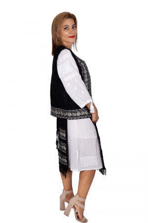 SET Traditional - Vesta, brau si 2 Fote brodate cu model traditional Alina [2]