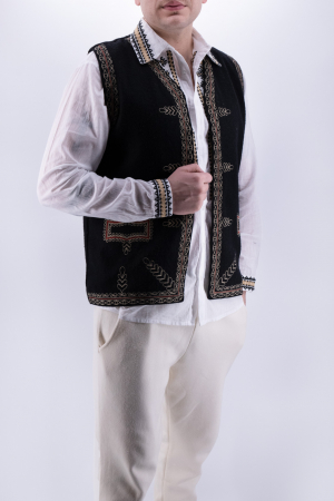 Vesta brodata Vasile [1]