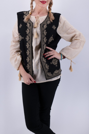 Vesta brodata cu model traditional Alina 12 [0]