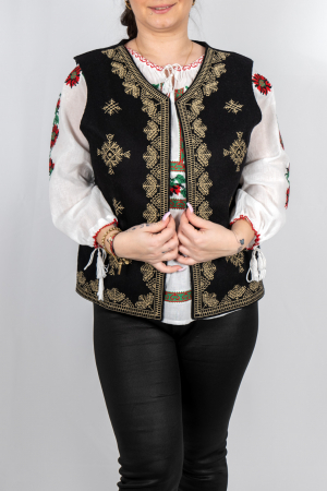 Vesta brodata cu model traditional Alina 17 [0]