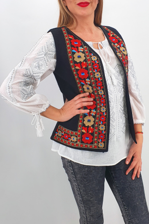 Vesta brodata cu model traditional Damiana [1]