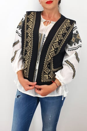 Veste Traditionale - Vesta brodata cu model traditional Alina 5