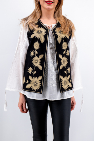 Veste Traditionale - Vesta brodata cu model traditional Alina 9