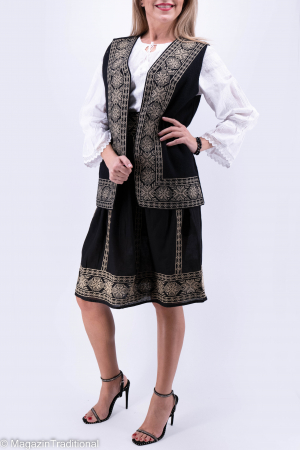 Vesta brodata cu model traditional Alina 11 [0]