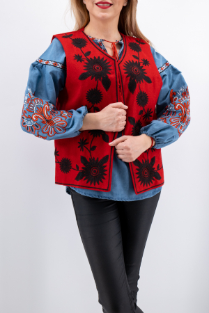 Femei - Vesta brodata cu model traditional Constantina