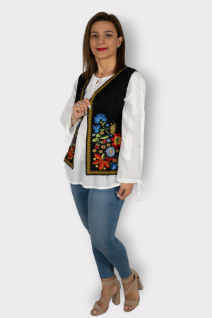 Vesta brodata cu model traditional Angi 15 [1]