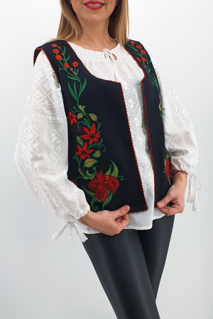 Vesta brodata cu model traditional Angi 5 [0]