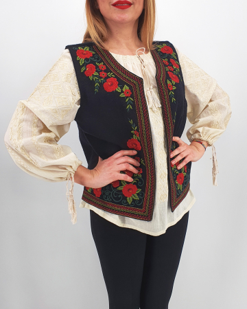 Vesta brodata cu model traditional Soriana [3]