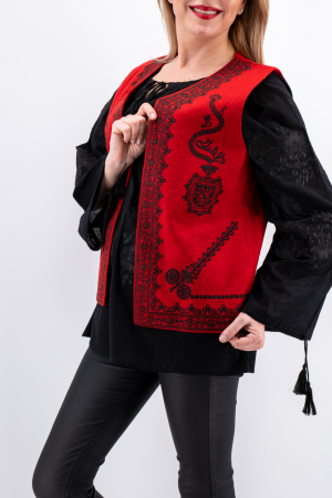 Femei - Vesta brodata cu model traditional Constantina 2