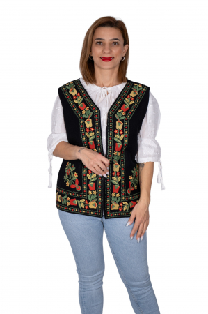 Vesta brodata cu model traditional Suzi 5 [0]