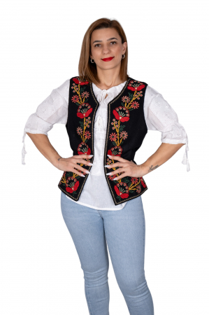 Vesta brodata cu model traditional Enia [3]