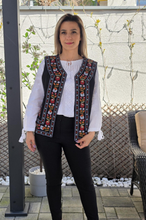 Veste Traditionale - Vesta brodata cu model traditional Suzi 7