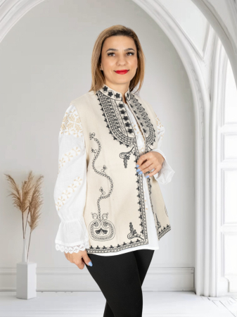 Vesta brodata traditional Angelica 16 [3]