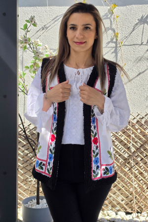 Vesta brodata traditional Dorina 3 [3]