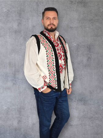 Vesta brodata traditional Dorin [1]