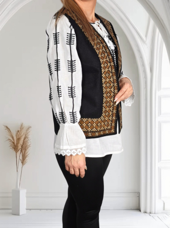 Vesta brodata traditional Luana 3 [2]