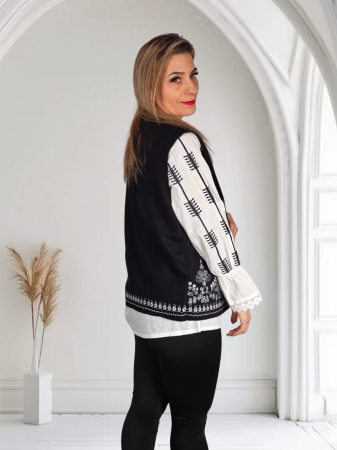 Vesta brodata traditional Nadina [2]