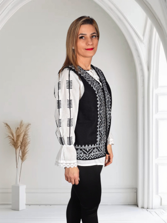 Vesta brodata traditional Nadina 2 [2]