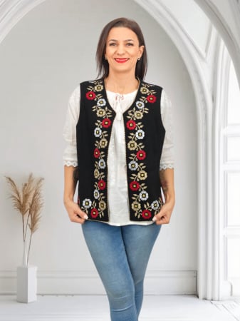 Femei - Vesta brodata traditional Damina