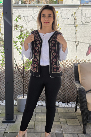 Vesta brodata traditional Olguta 8