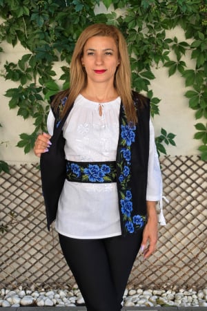 Vesta si Brau cu model traditional Minodora 3 [1]