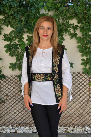 Vesta si Brau cu model traditional Minodora 2 [2]