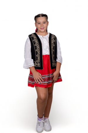 Fetite - Vesta traditionala fetite Alina