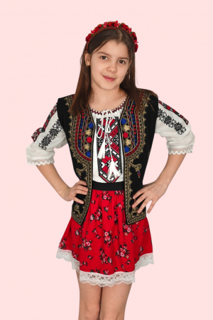 Fetite - Vesta traditionala fetite Maricica