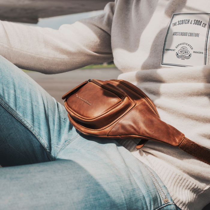 Borseta (marsupiu) de brau The Chesterfield Brand, din piele, model Jack, Maro coniac [4]
