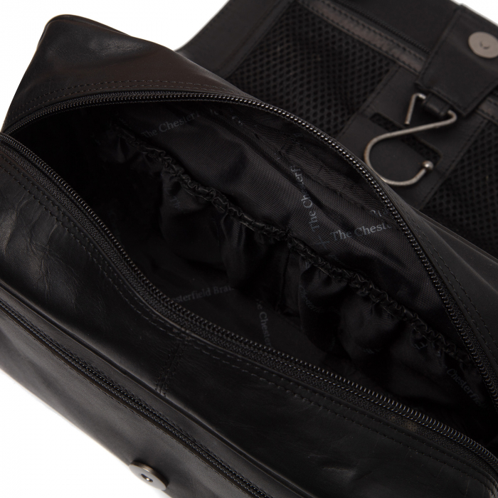 Geanta cosmetice pentru barbati, The Chesterfield Brand, cu maner si agatatoare metalica, Rosario, Negru [6]