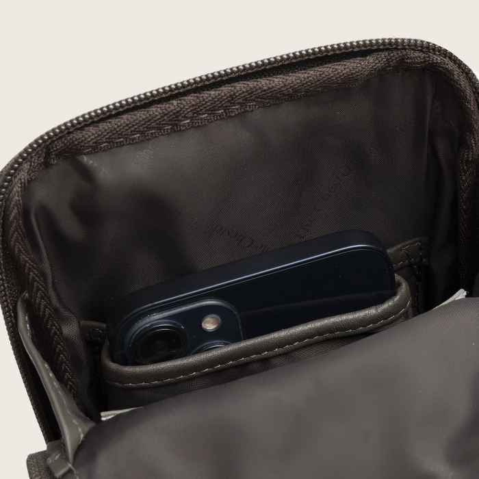 Geanta crossbody din piele naturala, The Chesterfield Brand, Isley, Gri inchis [2]