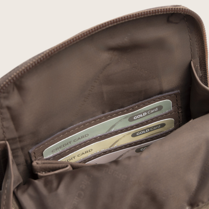Geanta crossbody din piele naturala, The Chesterfield Brand, Isley, Taupe inchis [2]