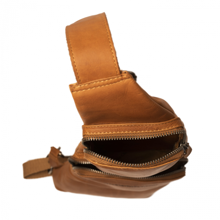 Geanta crossbody din piele naturala, The Chesterfield Brand, Logan Maro coniac [6]