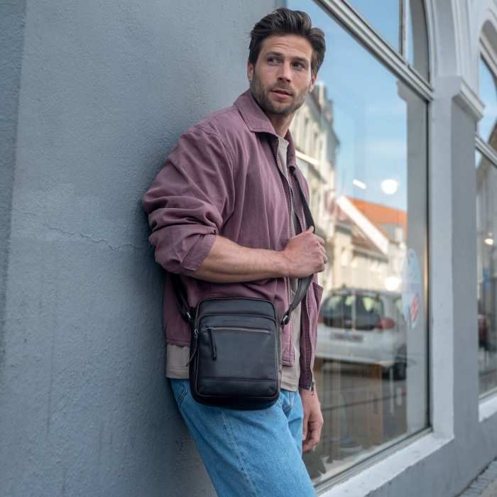 Geanta de barbati The Chesterfield Brand, din piele veritabila, Birmingham, Maro inchis [1]