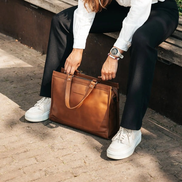 Geanta de dama din piele naturala, The Chesterfield Brand, Manly, Maro coniac [6]