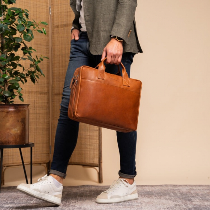 Geanta de laptop din piele naturala, The Chesterfield Brand, Frazer 15 inch, Maro coniac [2]