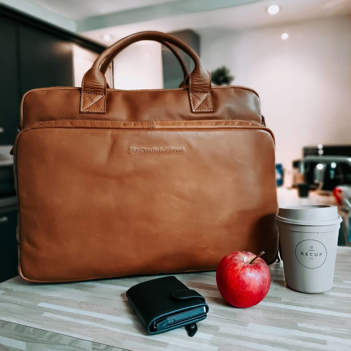Geanta de laptop din piele naturala, The Chesterfield Brand, Jackson 15.6 inch, Maro coniac [3]