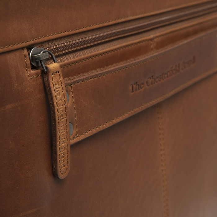 Geanta de laptop din piele naturala, The Chesterfield Brand, Springfield 15 inch, Maro coniac [4]
