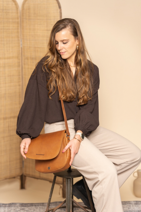 Geanta de umar, din piele naturala, The Chesterfield Brand, Everglades, Maro coniac [2]
