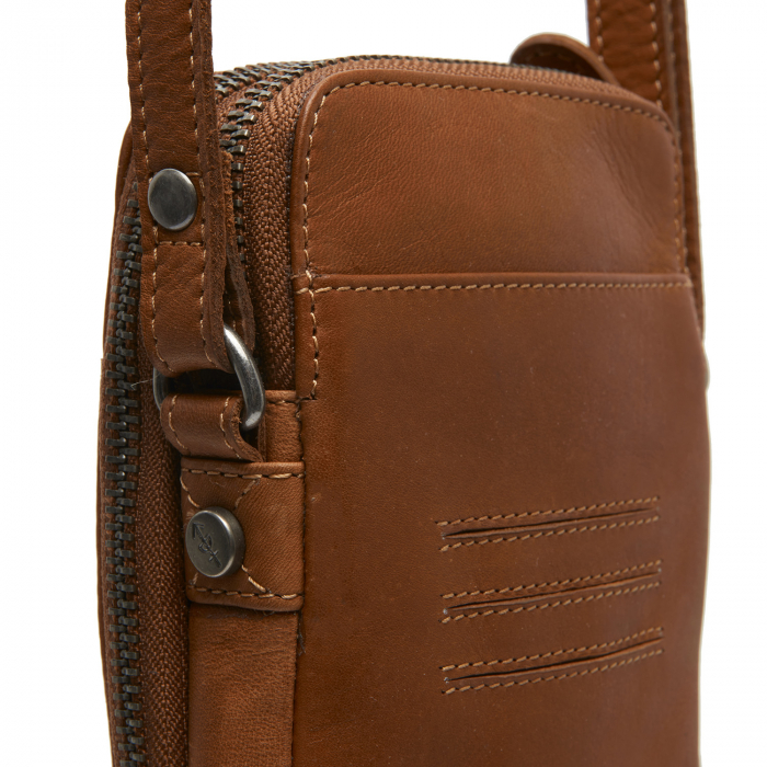 Geanta din piele naturala pentru telefon, The Chesterfield Brand, Alesund, de umar, Maro coniac [9]