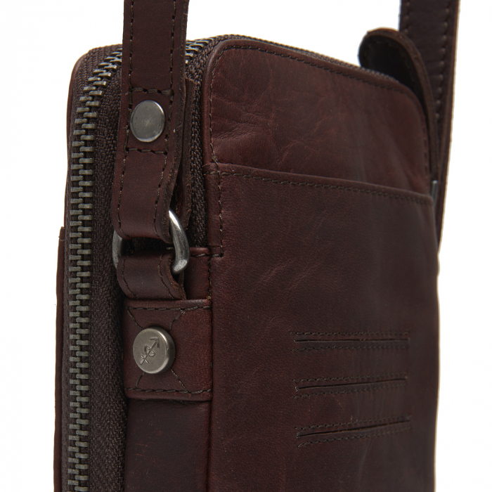 Geanta din piele naturala pentru telefon, The Chesterfield Brand, Alesund, de umar, Maro inchis [6]